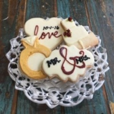 Wedding Love Cookie Set $71/dozen